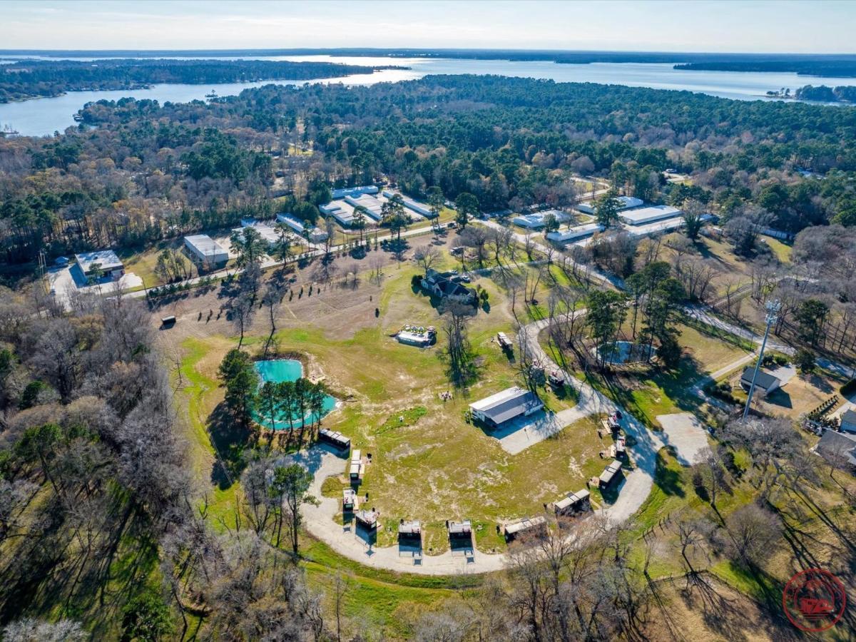 Hotel Happy Goat Retreat Willis Esterno foto